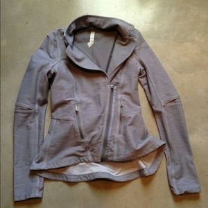 Lululemon jacket, size 6! VGUC